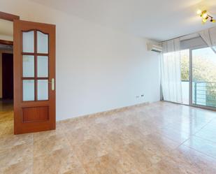 Apartment for sale in Vilanova i la Geltrú  with Air Conditioner, Heating and Terrace