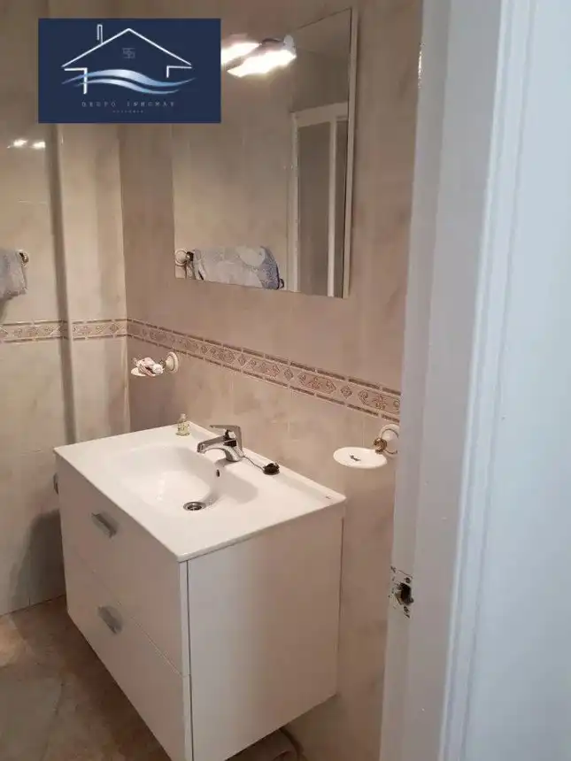 Piso con ascensor en venta en Avenida de Villajoyosa, imagen 4