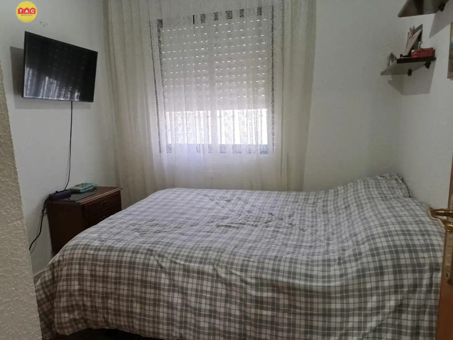 Habitación de Casa adosada en venta en Lepe con Terraza, Trastero y Balcón