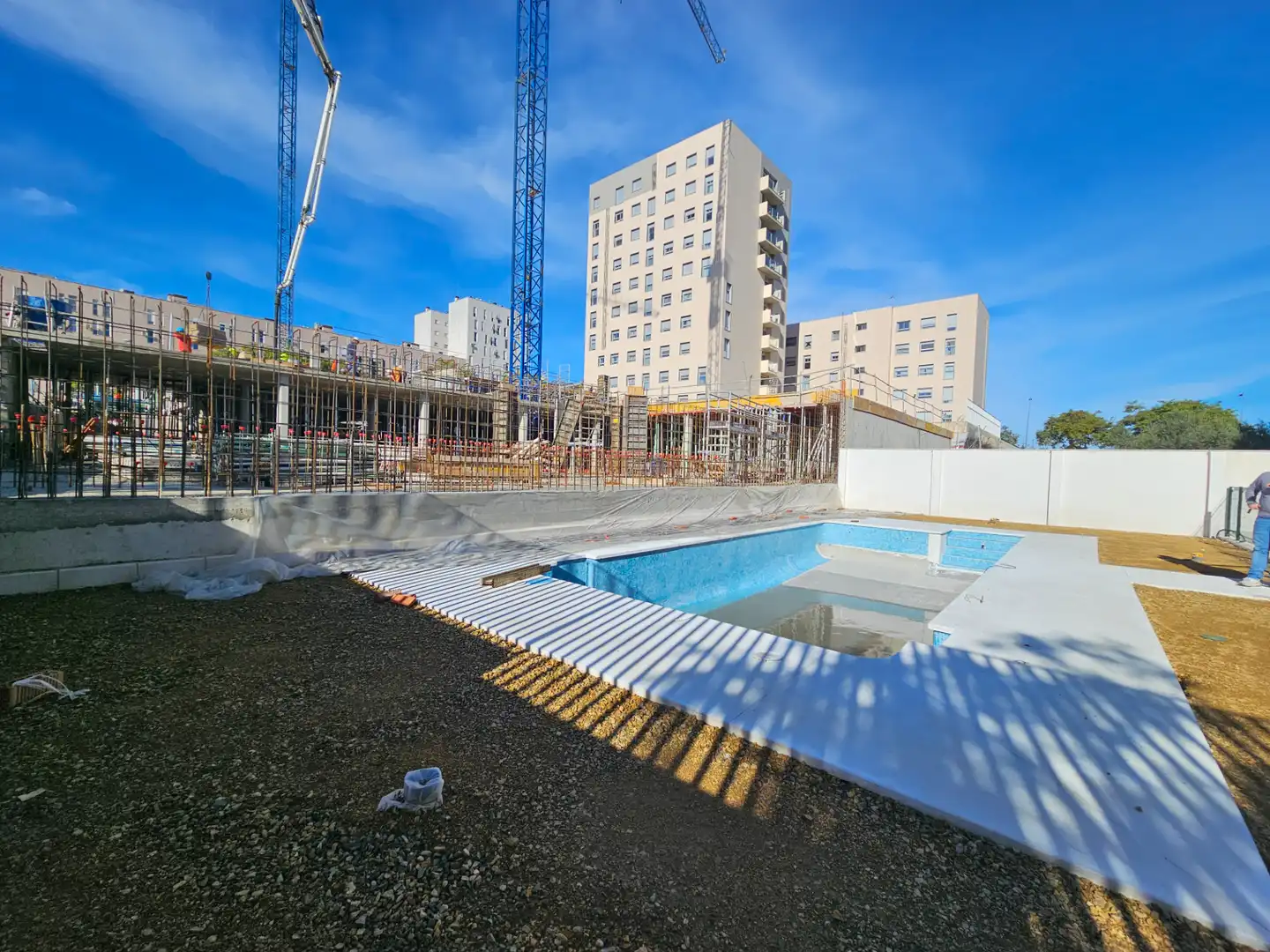 Swimming pool of Flat for sale in Tomares  with Air Conditioner, Heating and Parquet flooring
