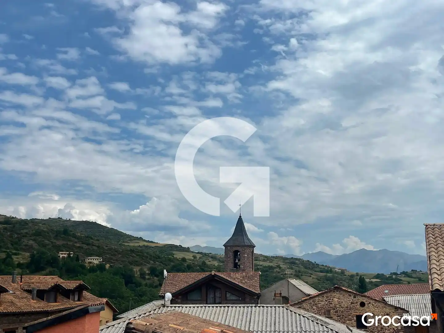 Vista exterior de Àtic en venda en Laspaúles amb Calefacció, Moblat i Forn