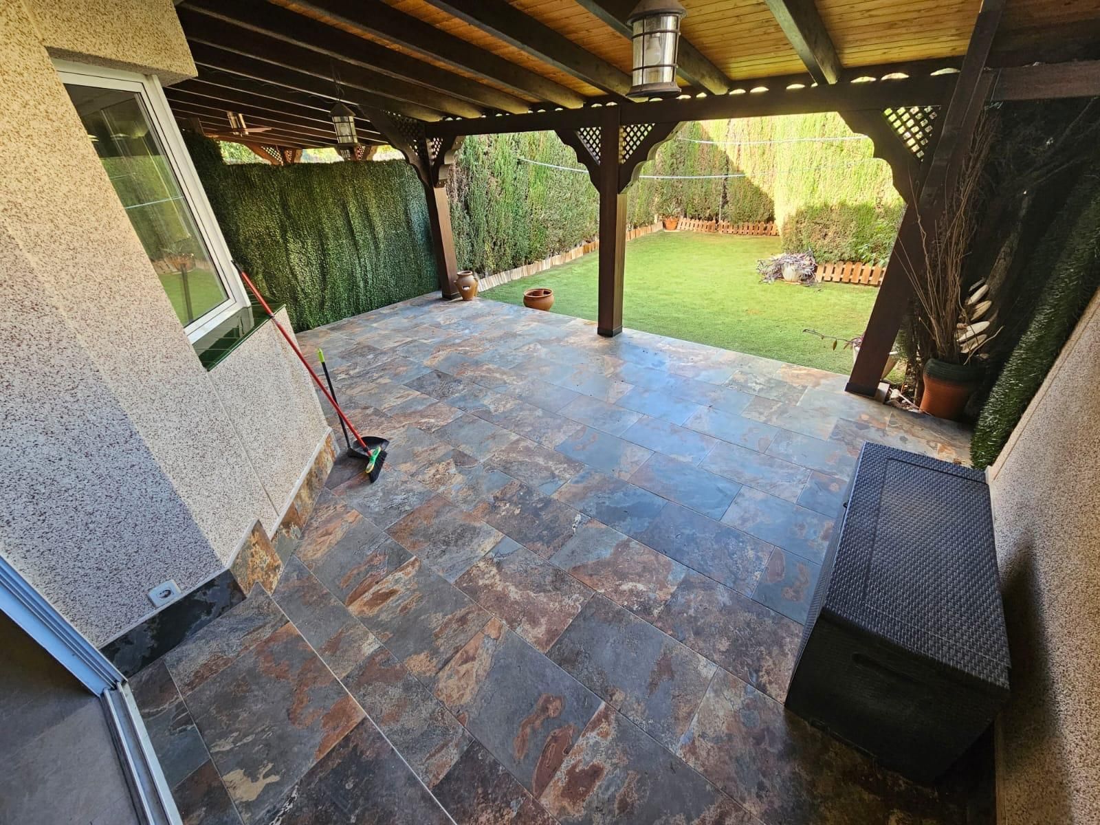 Terrace of House or chalet to rent in Alicante / Alacant  with Air Conditioner, Heating and Private garden