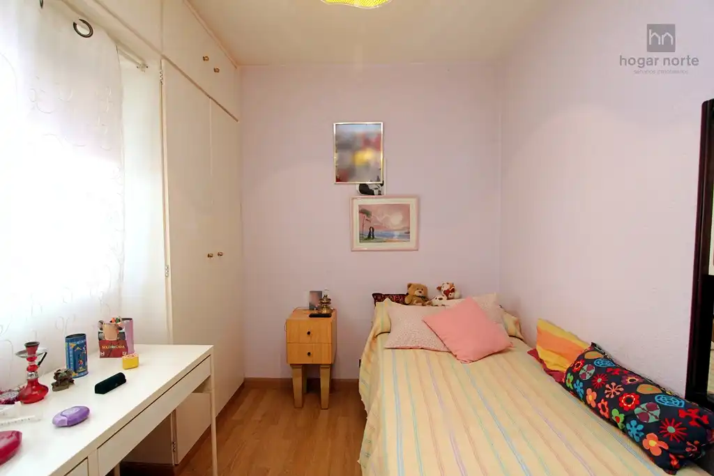 Bedroom of Flat for sale in Alcobendas  with Heating, Terrace and Community pool