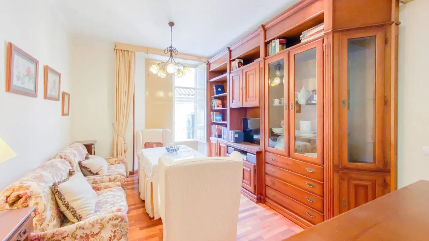 Living room of Flat for rent in Málaga  with Air Conditioner, Parquet flooring and Furnished