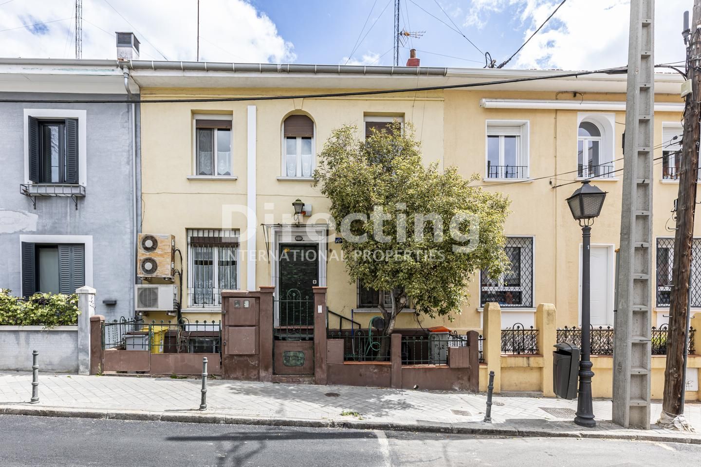 Vista exterior de Casa o xalet en venda en  Madrid Capital amb Aire condicionat i Terrassa