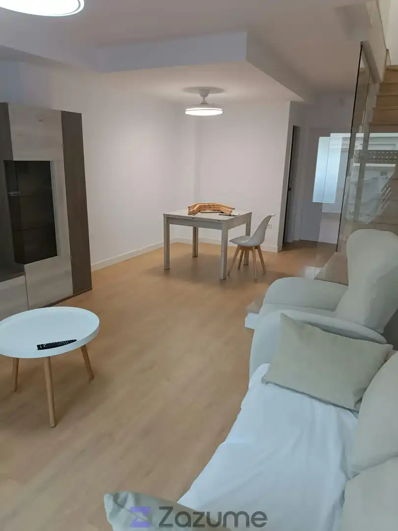 Reihenhaus mit Garten zur Miete in Avinguda de la Mediterránea 92, imagen 2