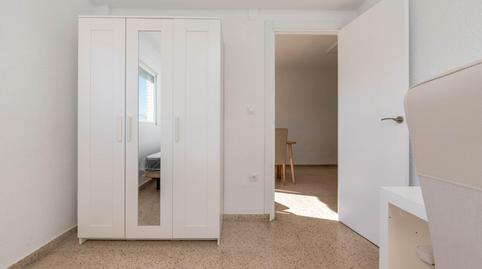 Photo 3 of Room in Luz Casanova, Cartuja, Granada Capital