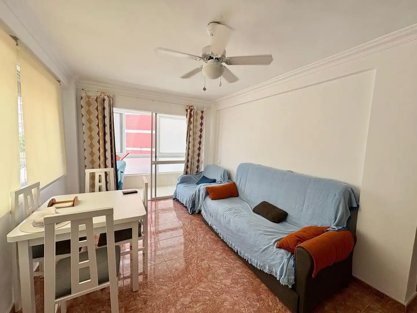 Living room of Apartments for rent in Vélez-Málaga  with Air Conditioner, Storage room and Community pool