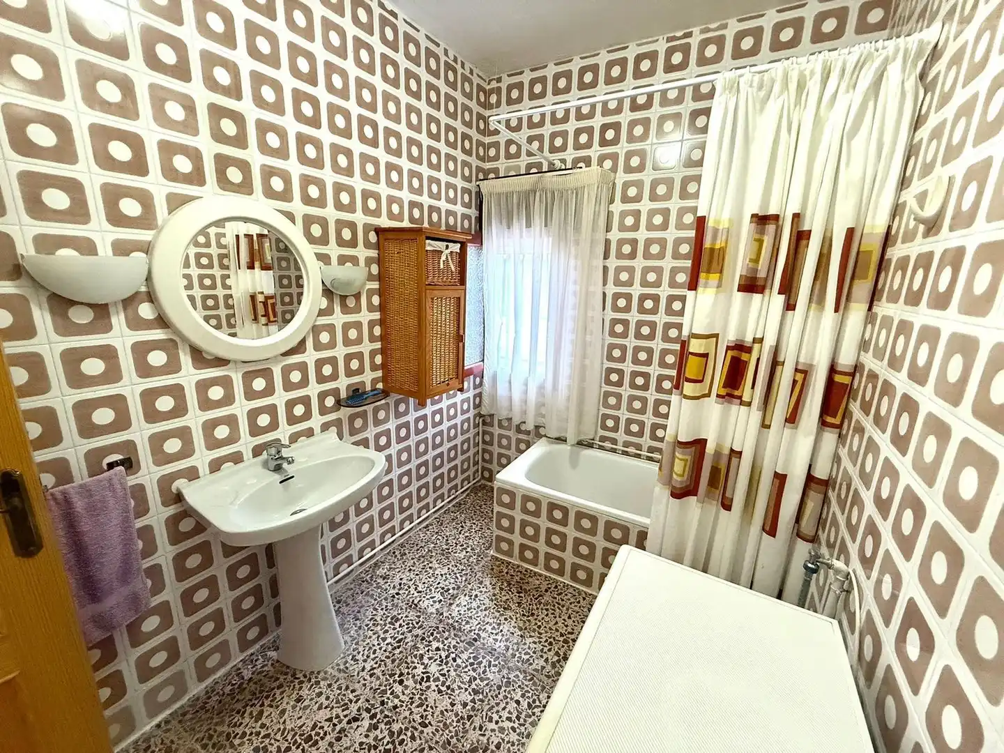 Badezimmer von Einfamilien-Reihenhaus zum Verkauf in Pulpí mit Heizung, Terrasse und Abstellraum