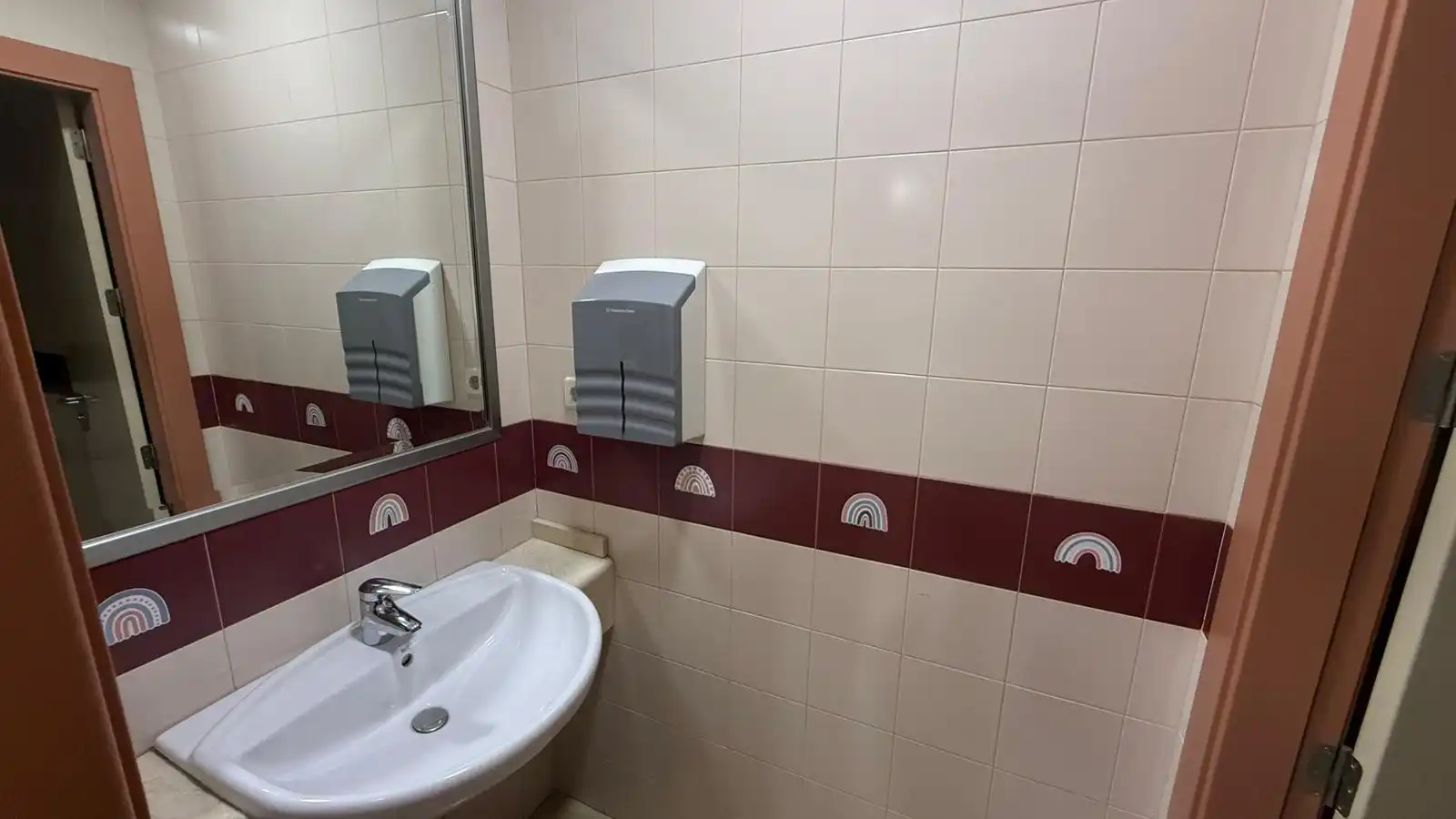Bathroom of Commercial properties for rent in Almería  with Air Conditioner, Furnished and Alarm