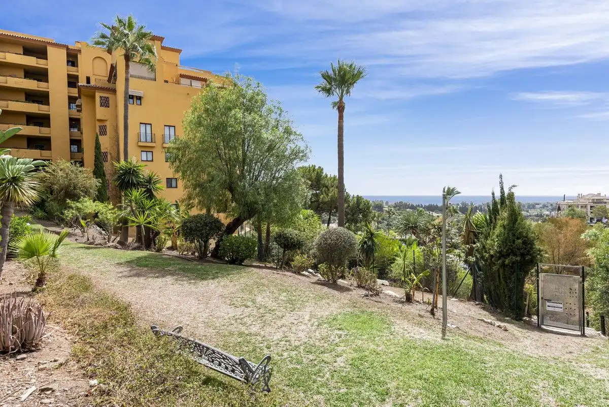 Apartamento con terraza en venta en Selwo, imagen 28