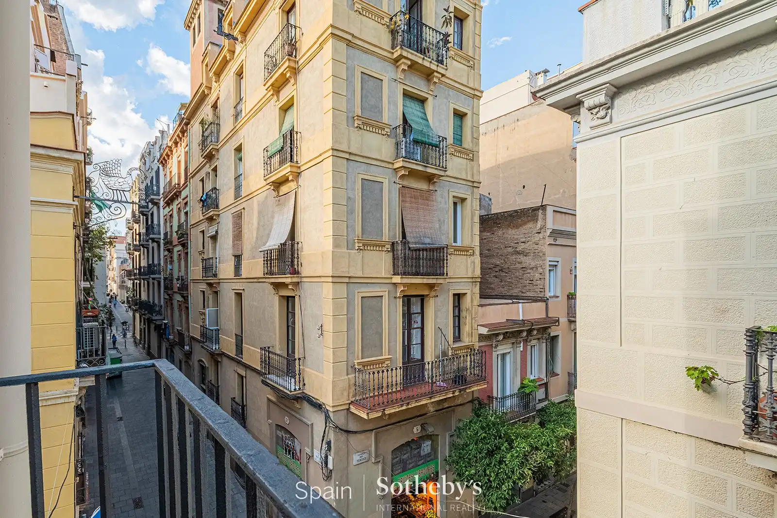 Vista exterior de Apartamento en venta en Barcelona con Aire acondicionado, Calefacción y Terraza