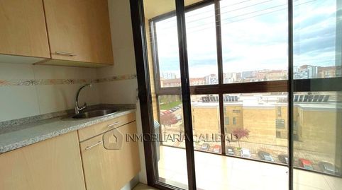 Foto 2 de Piso de alquiler en Juan XXIII - Las Torres - G2, Burgos Capital