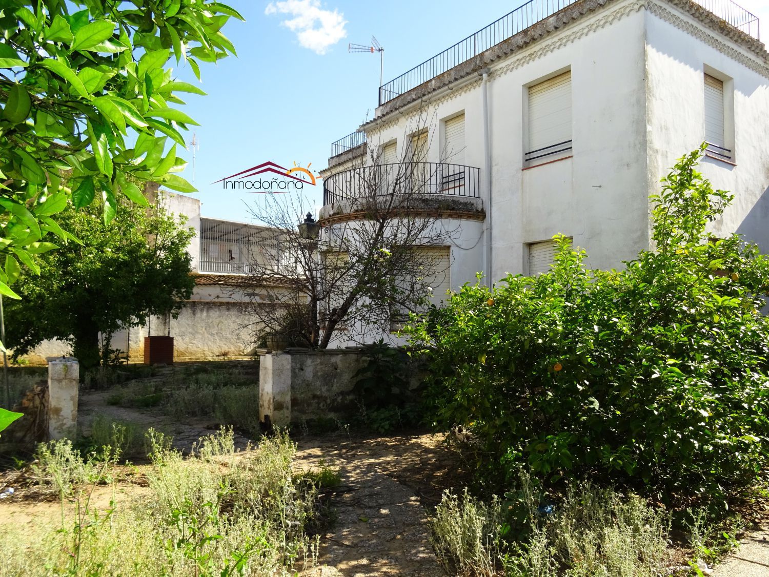 Jardí de Casa o xalet en venda en Bollullos Par del Condado amb Terrassa, Traster i Balcó