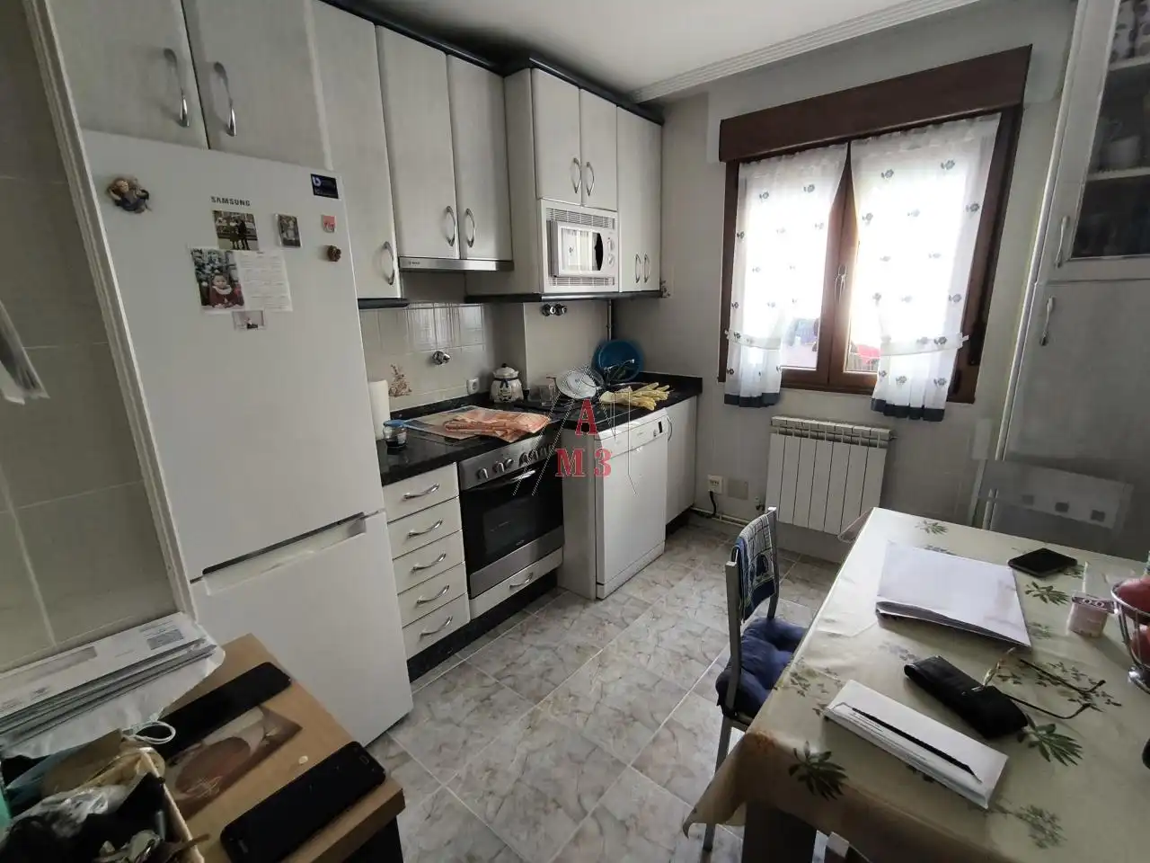 Cocina de Piso en venta en San Andrés del Rabanedo con Calefacción, Terraza y Trastero