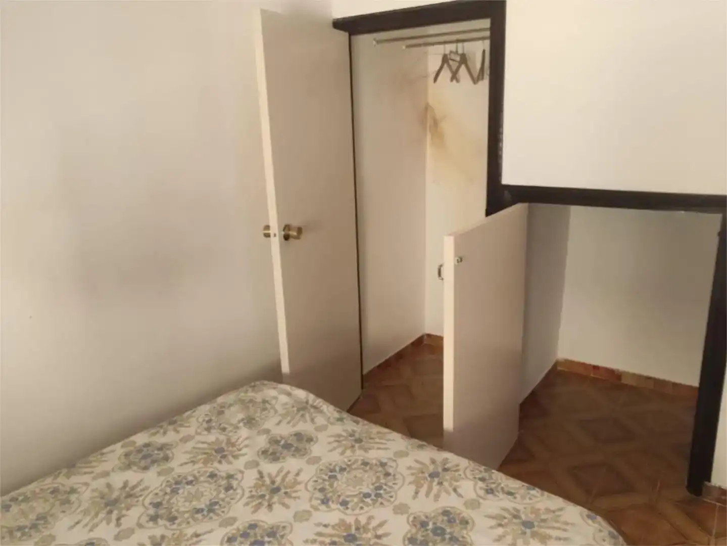 Dormitori de Casa adosada en venda en Fermoselle amb Traster i Moblat