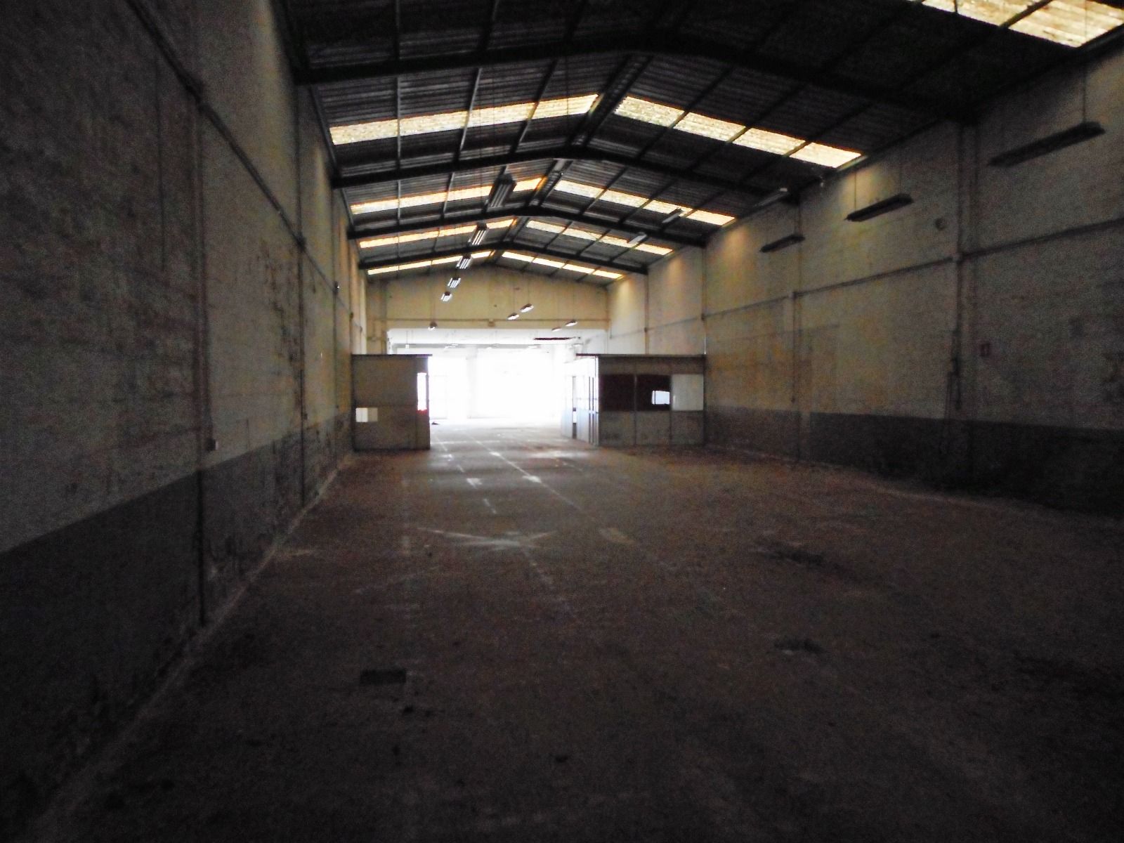 Nau industrial de lloguer en Alcalá de Guadaira