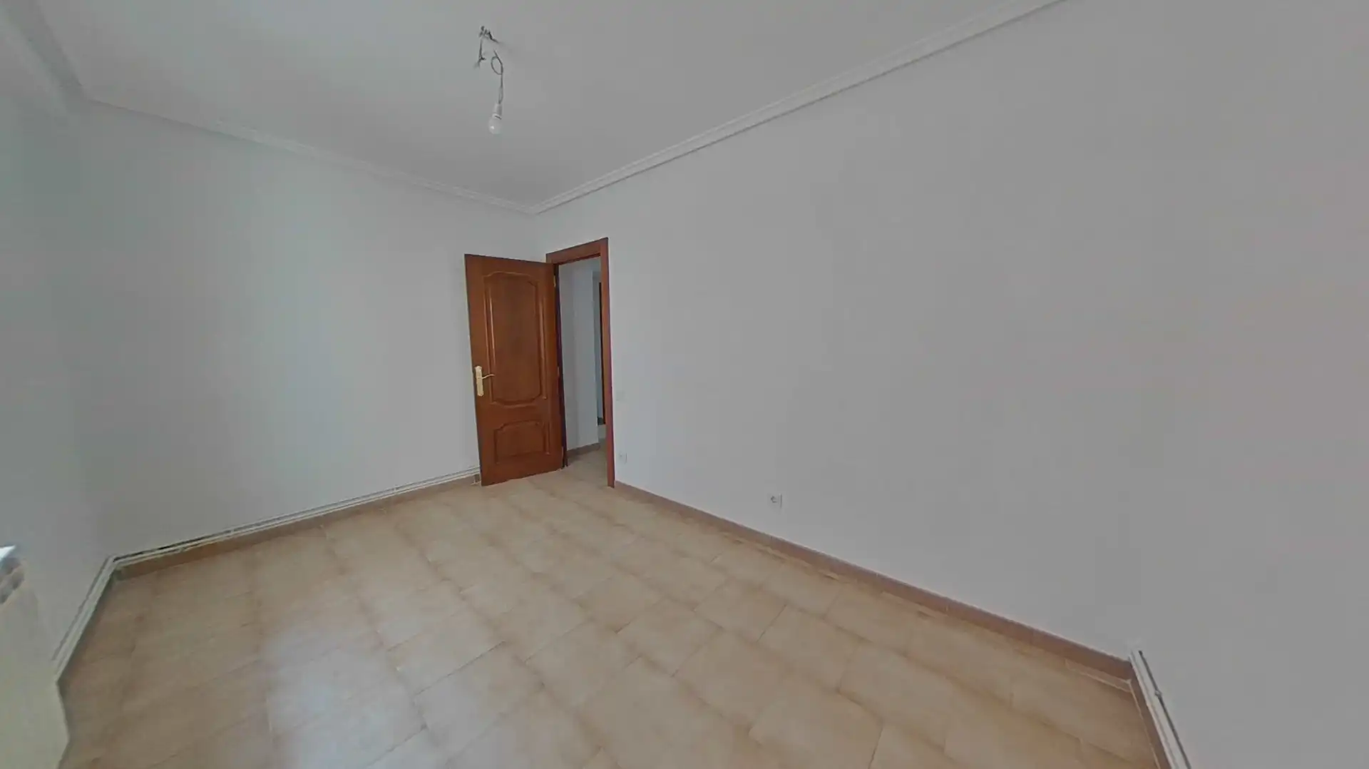 Bedroom of Flat for sale in Zaragoza  with Heating, Parquet flooring and Oven