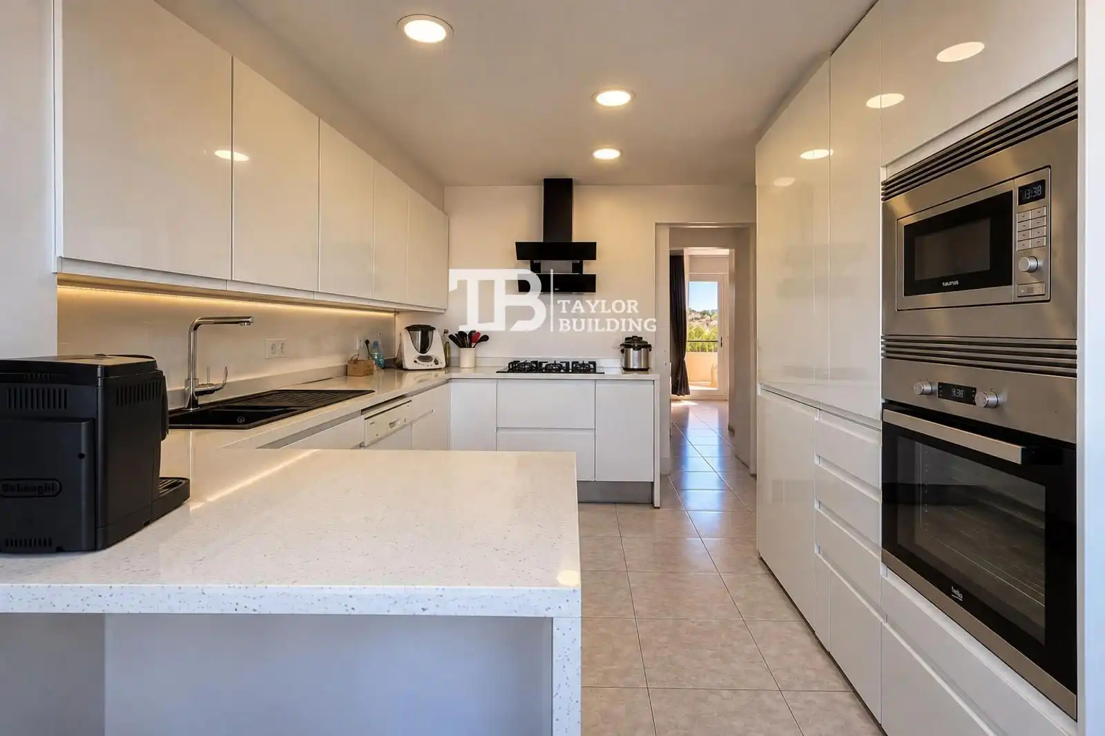 Flat with balcony for sale in Santiago Alvarez Avallan, imagen 8
