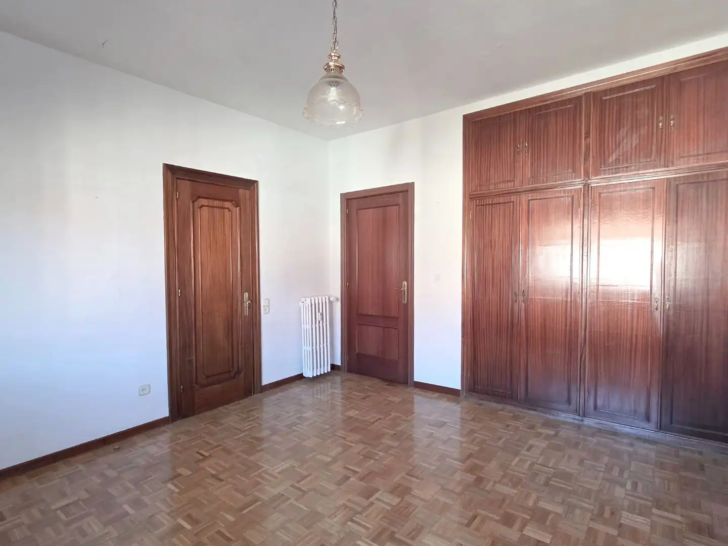 Habitación de Piso en venta en  Madrid Capital con Aire acondicionado y Terraza