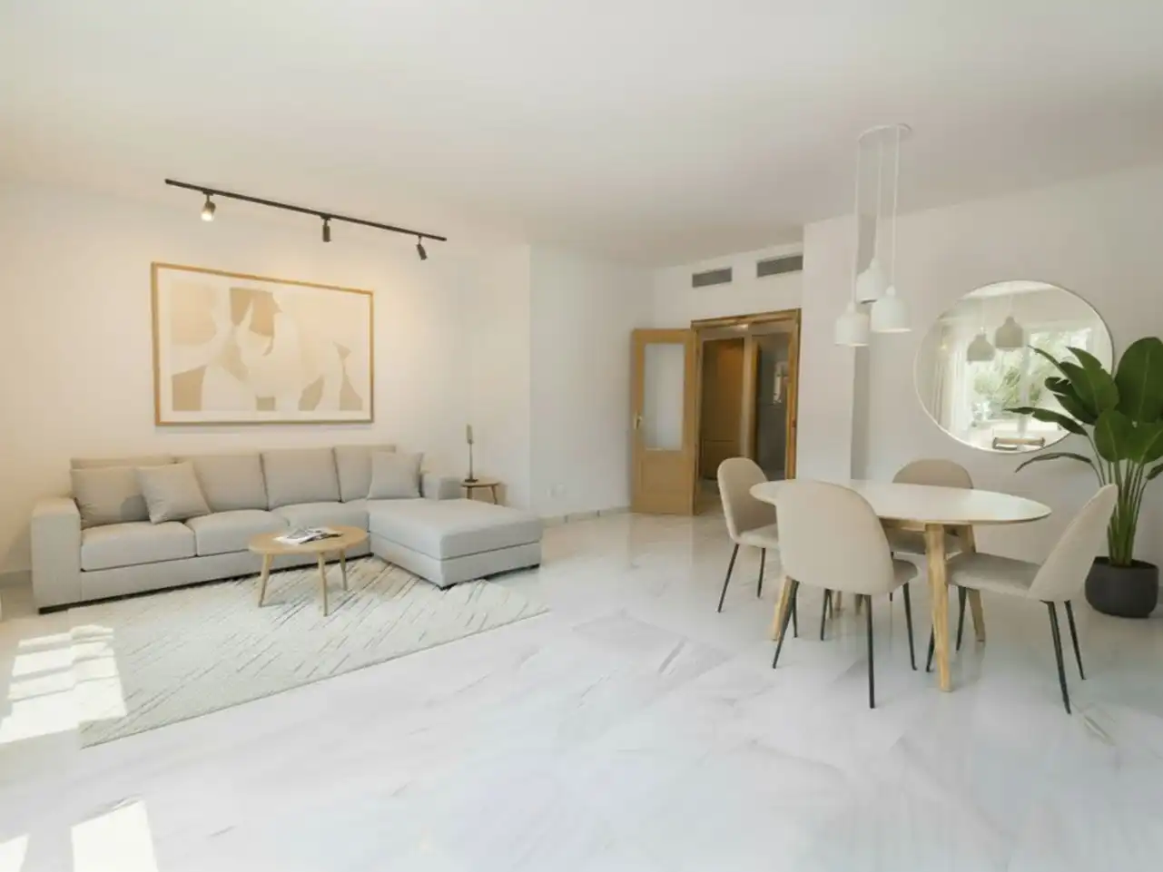 Wohnung mit Garten zum Verkauf in Avenida José Laguillo 29