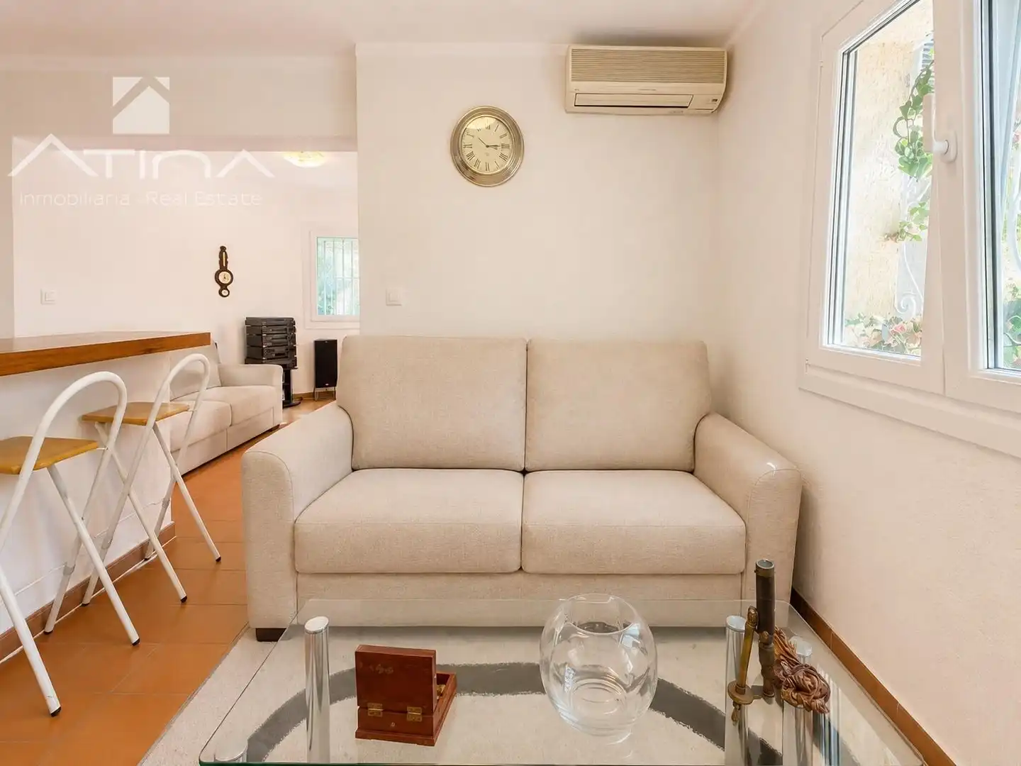 Sala d'estar de Casa o xalet en venda en Gata de Gorgos amb Aire condicionat, Calefacció i Jardí privat