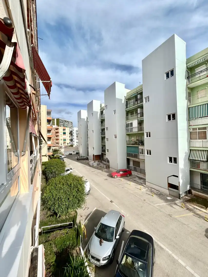 Vista exterior de Apartament de lloguer en La Pobla de Farnals amb Aire condicionat, Terrassa i Moblat