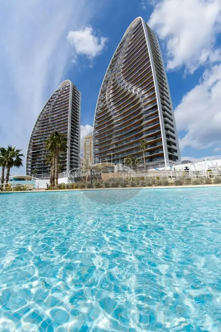 Schwimmbecken von Wohnung zum Verkauf in Benidorm mit Möbliert, Balkon und Whirlpool