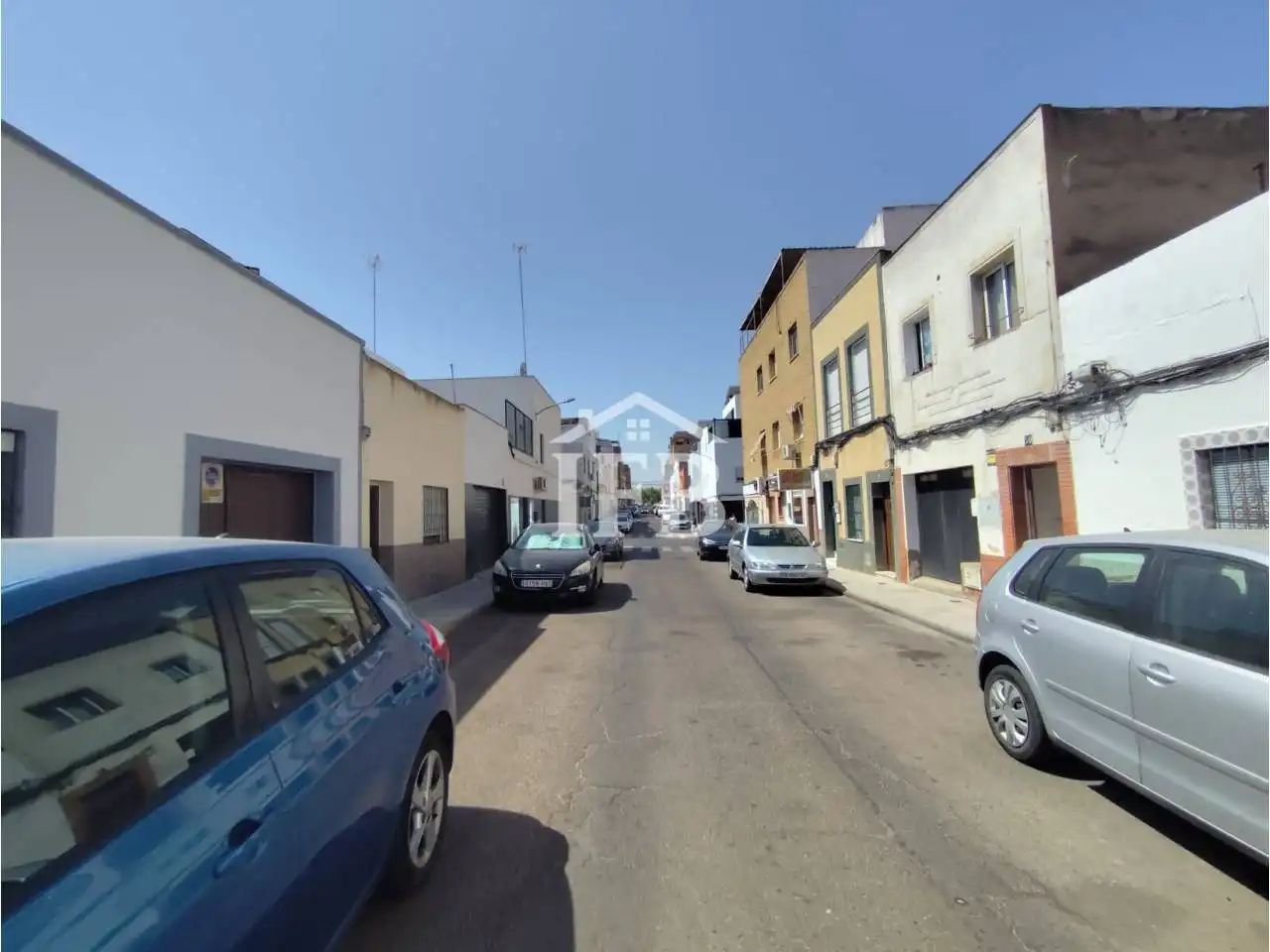 Vista exterior de Casa o xalet en venda en Badajoz amb Aire condicionat, Calefacció i Jardí privat