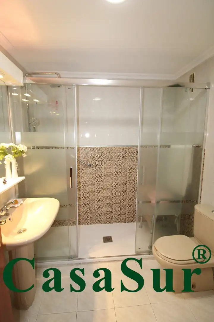Bathroom of Flat for sale in Valladolid  with Heating and Storage room