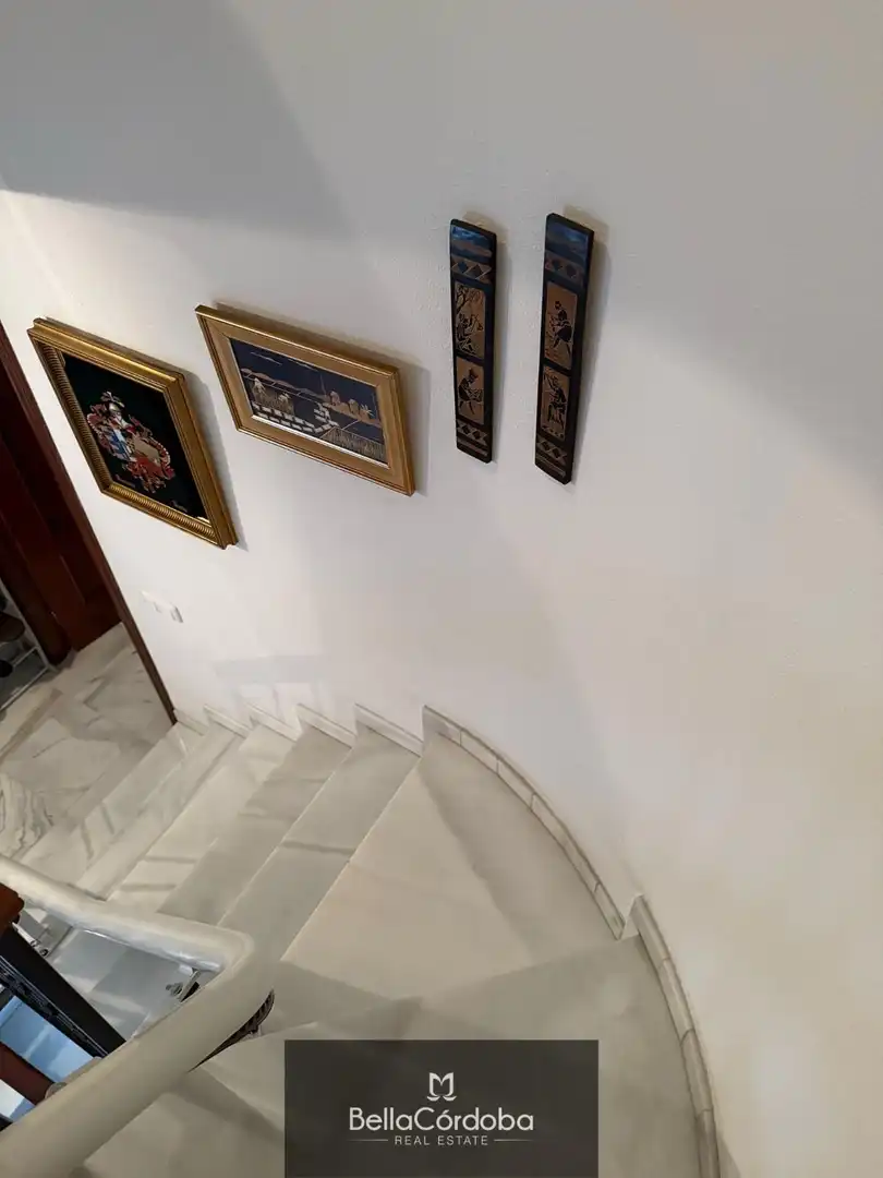 Casa adosada en venda en Córdoba amb Aire condicionat i Terrassa