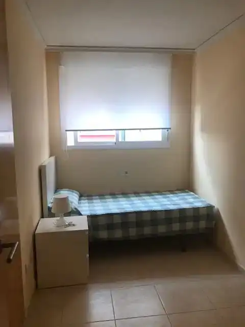 Piso de alquiler en Calle Algemesí, Ciutat del Transport - La Salera