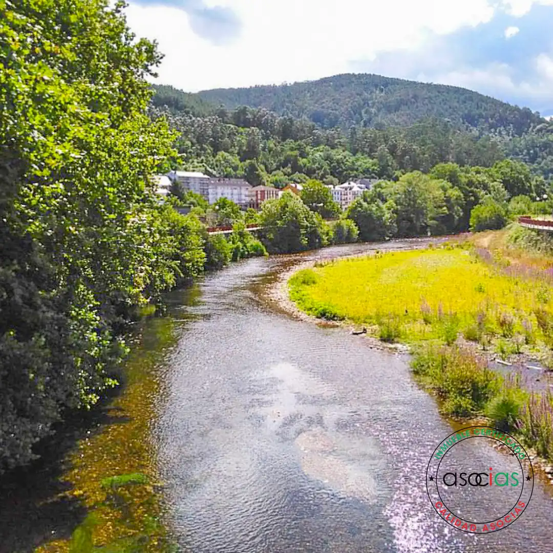 Vista exterior de Casa o chalet en venta en Valdés - Luarca con Calefacción, Jardín privado y Parquet