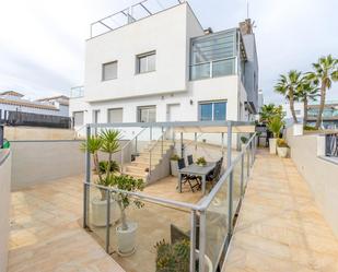 Exterior view of Single-family semi-detached for sale in Orihuela  with Air Conditioner, Heating and Private garden