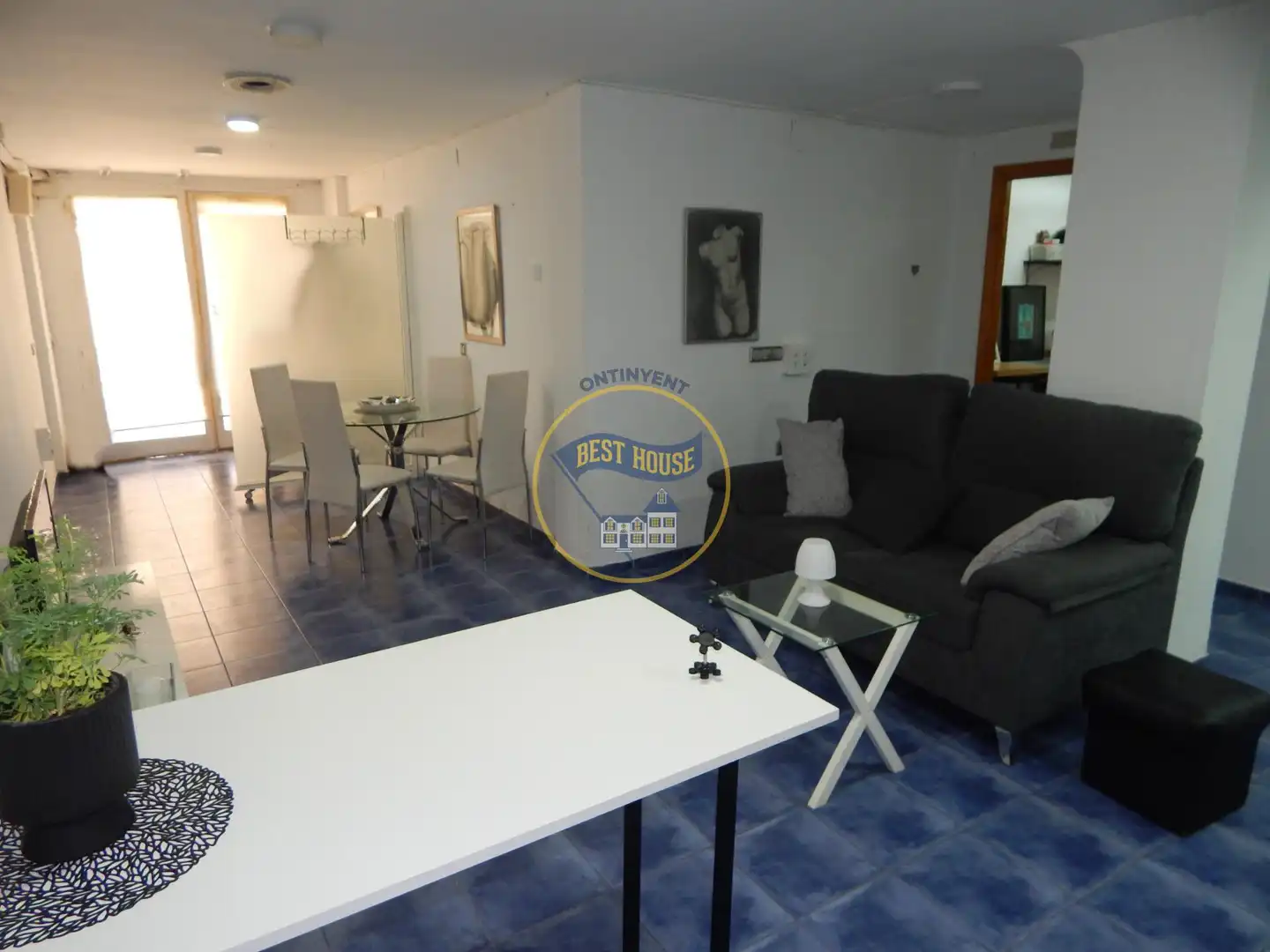Ground floor for sale in Ontinyent  with Air Conditioner and Storage room