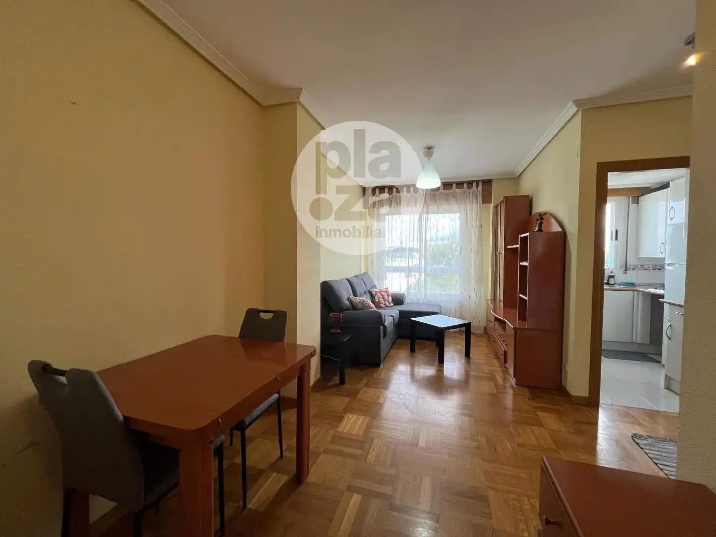 Habitación de Piso de alquiler en Burgos con Calefacción y Amueblado