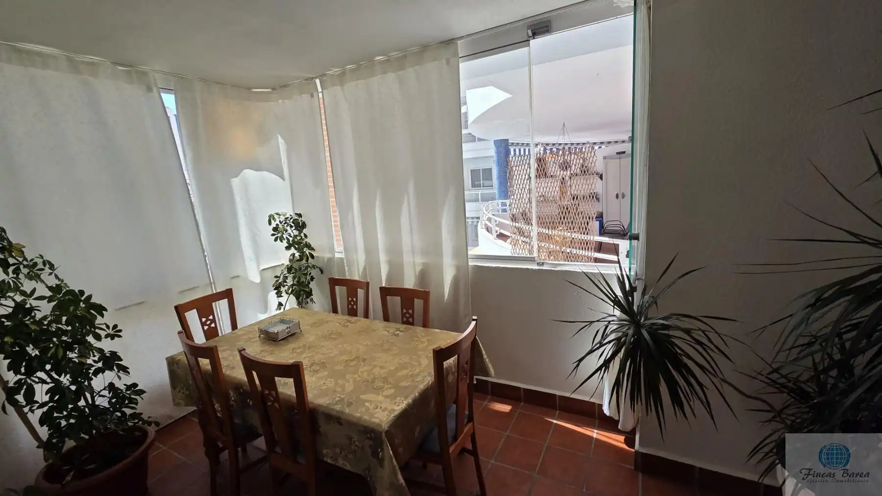 Dining room of Flat for sale in Fuengirola  with Air Conditioner, Terrace and Community pool