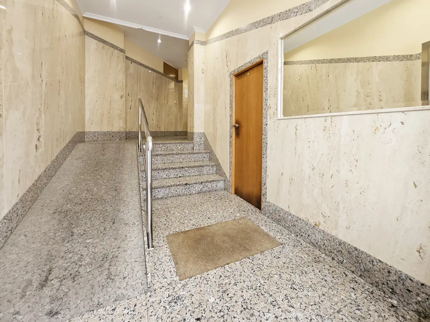 Flat for rent in A Coruña Capital   with Heating, Parquet flooring and Furnished