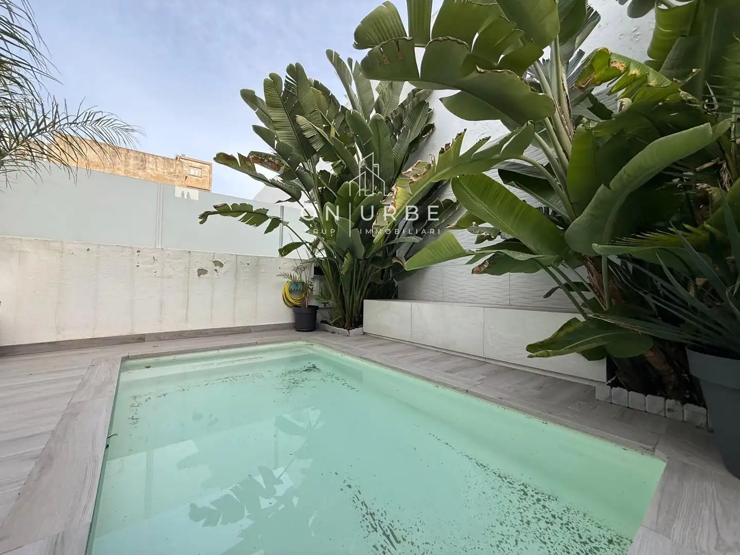 Reihenhaus mit Pool zum Verkauf in República d'Argentina, imagen 3
