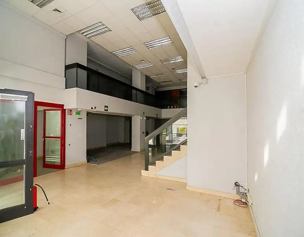 Business premises for sale in Avenida Solidaridad 7, imagen 3