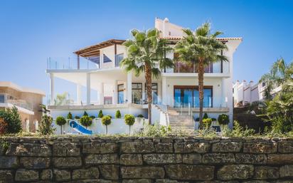Exterior view of House or chalet for sale in Benahavís  with Air Conditioner, Private garden and Terrace