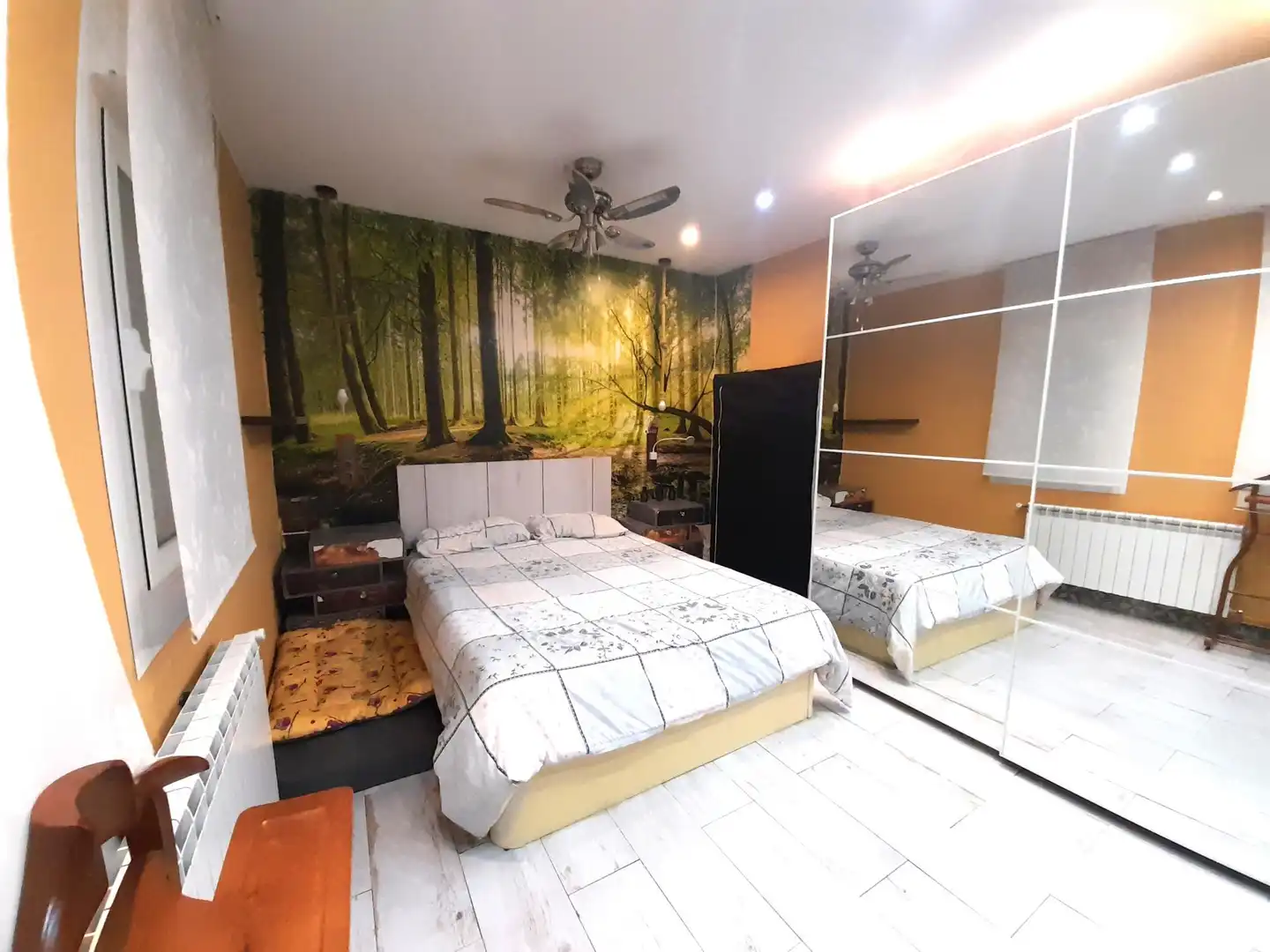 Habitación de Ático en venta en El Prat de Llobregat con Calefacción y Horno