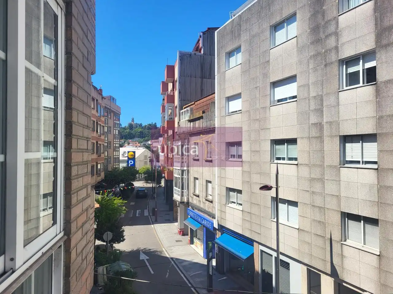 Vista exterior de Piso en venta en Vigo  con Calefacción, Parquet y Terraza