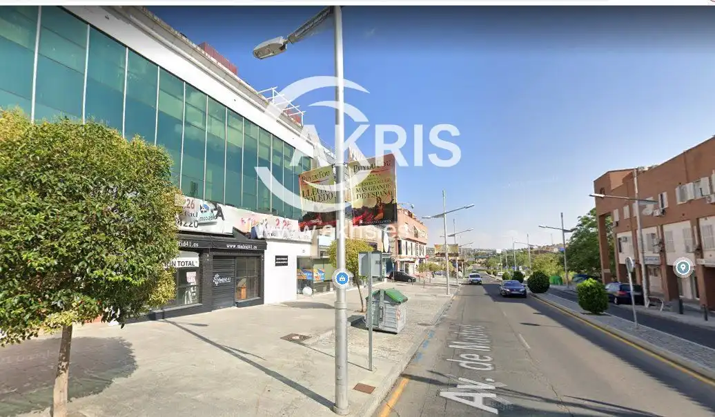 Gewerbefläche zur Miete in Avenida de Madrid