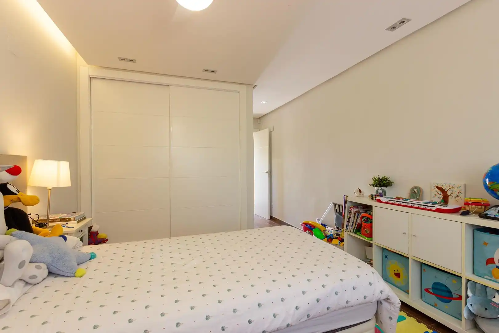 Dormitori de Casa o xalet en venda en Alicante / Alacant amb Calefacció, Jardí privat i Terrassa
