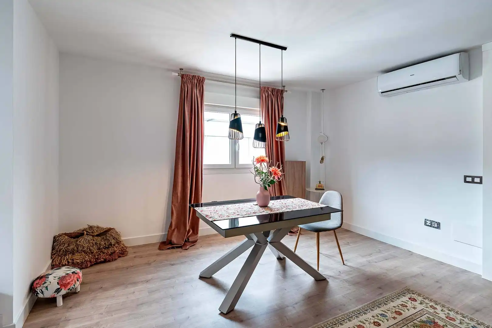 Dining room of Detached homes for sale in Roquetas de Mar  with Air Conditioner and Community pool