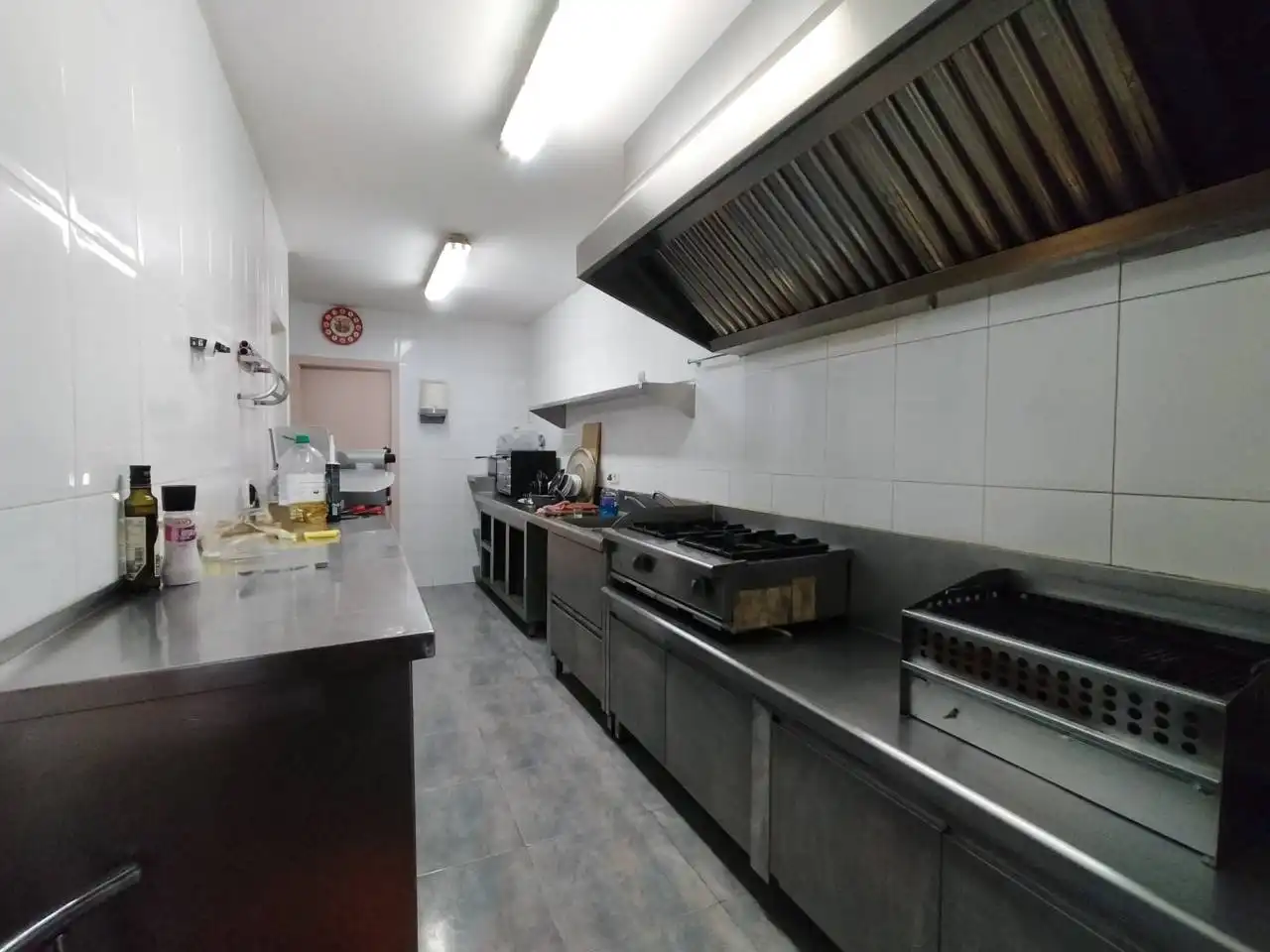 Cuina de Casa o xalet en venda en Terrassa amb Aire condicionat, Calefacció i Terrassa