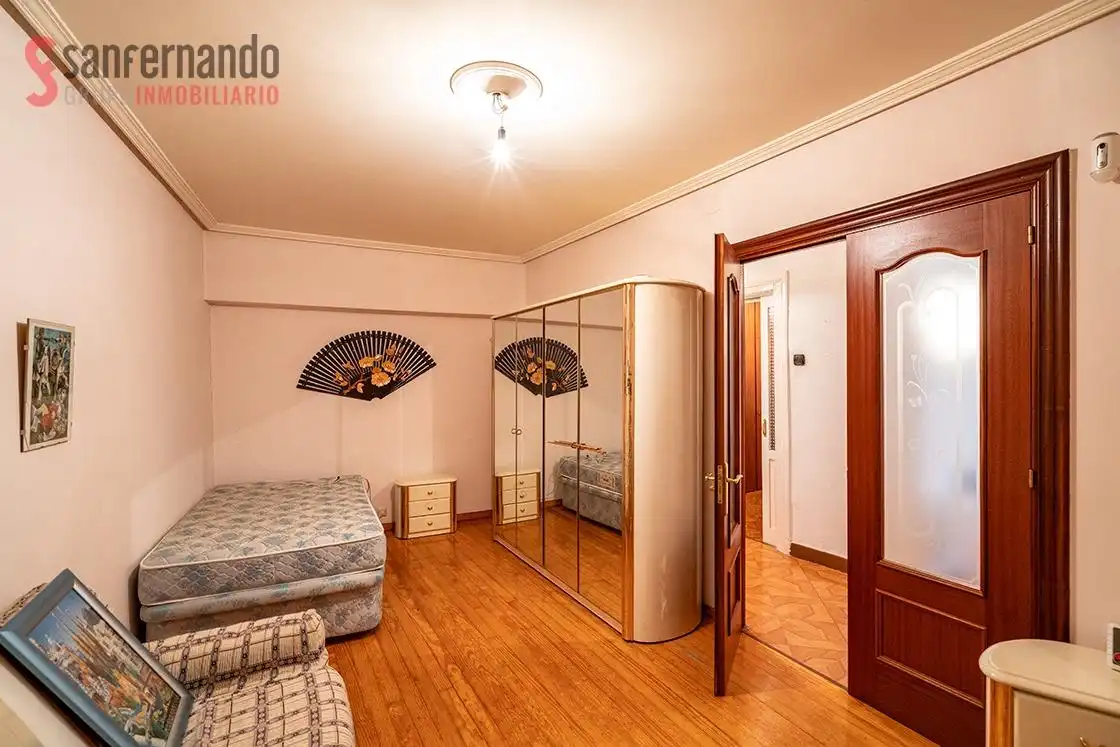 Habitación de Piso en venta en Santander con Calefacción y Balcón