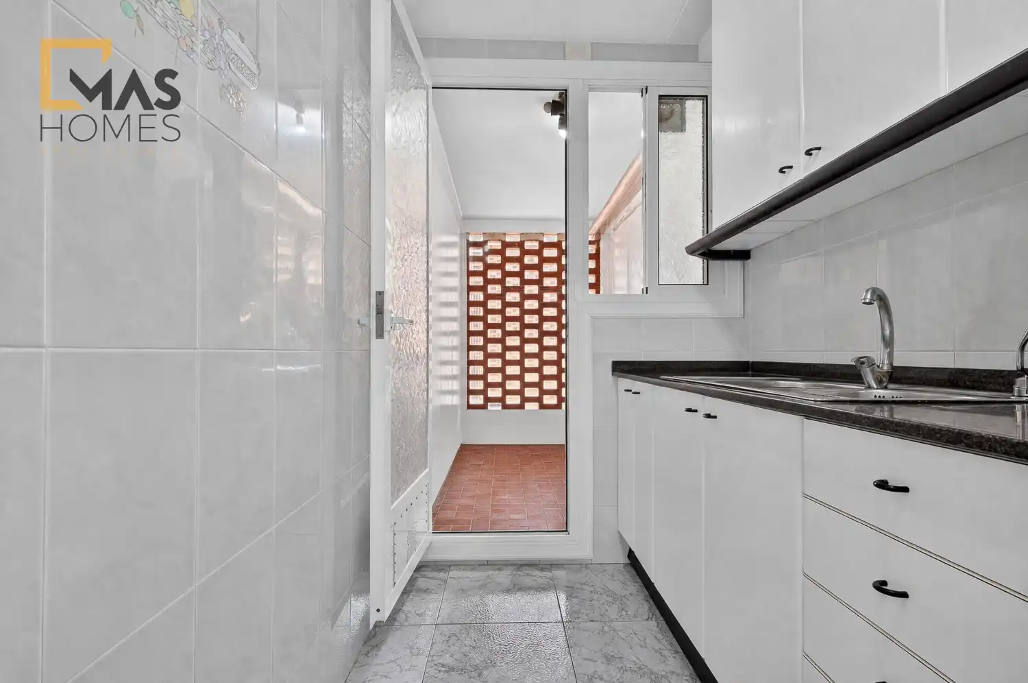 Cocina de Piso en venta en Terrassa con Terraza