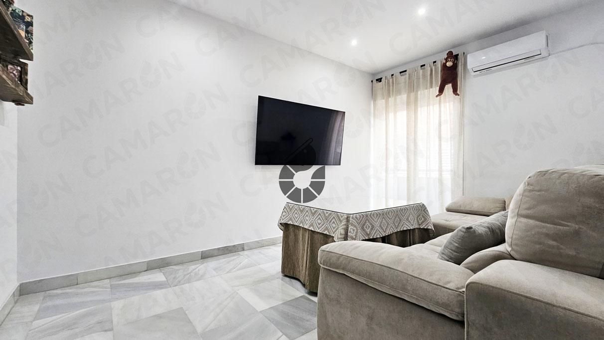 Living room of Flat for sale in Coria del Río  with Air Conditioner and Terrace